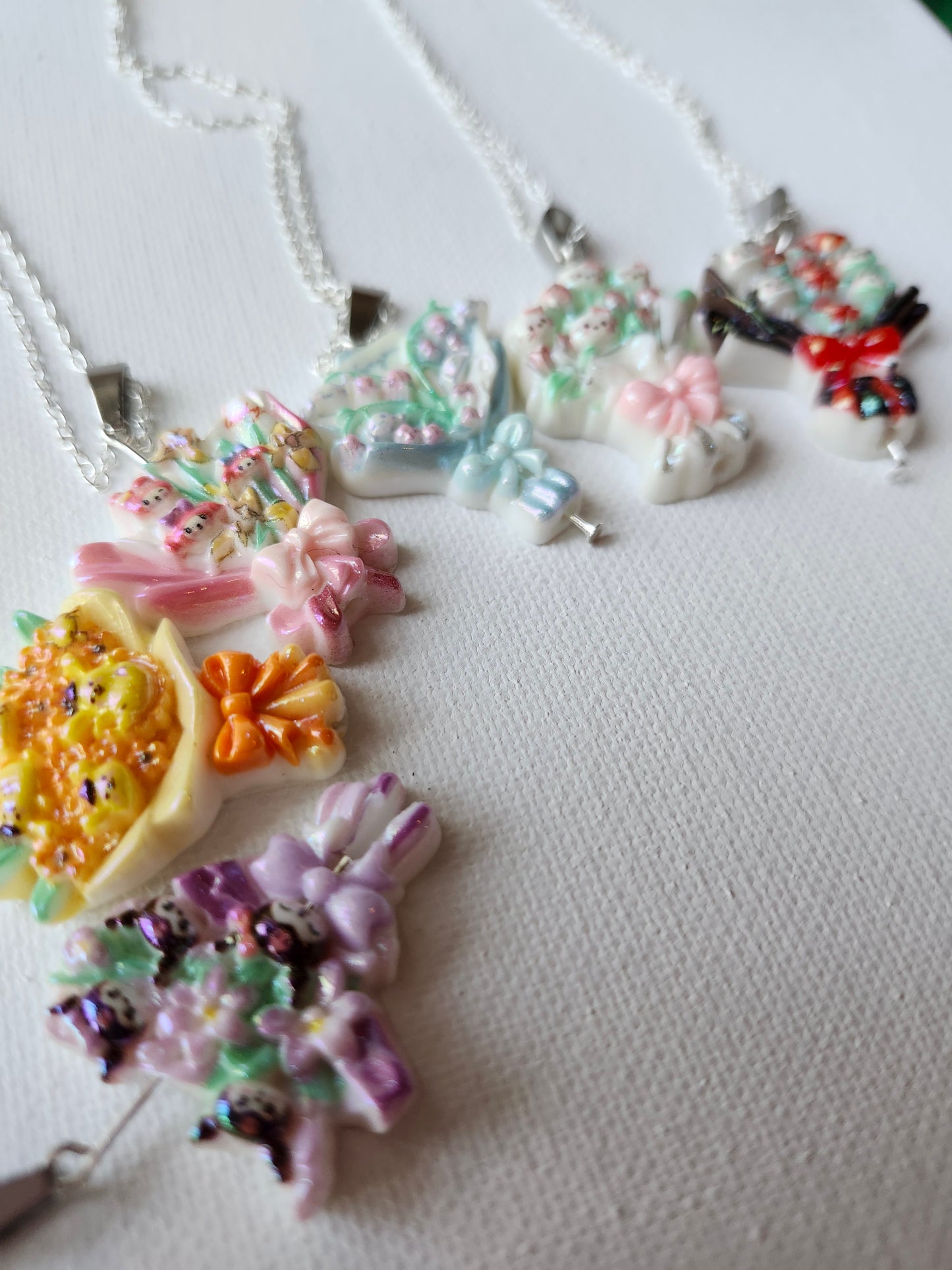 Sanrio Bouquet Necklace